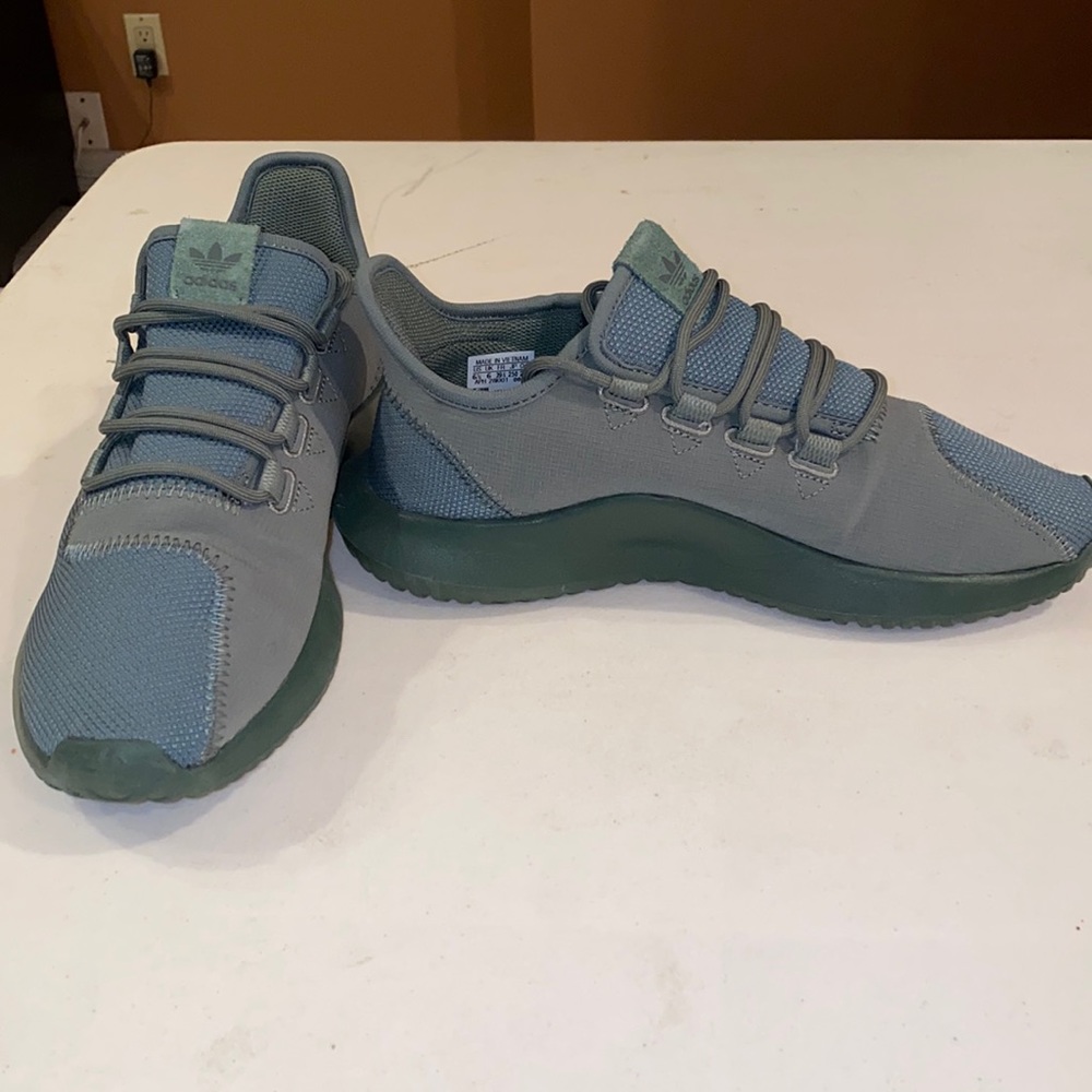 Adidas tubular shadow shoes. #runningshoes #adidas